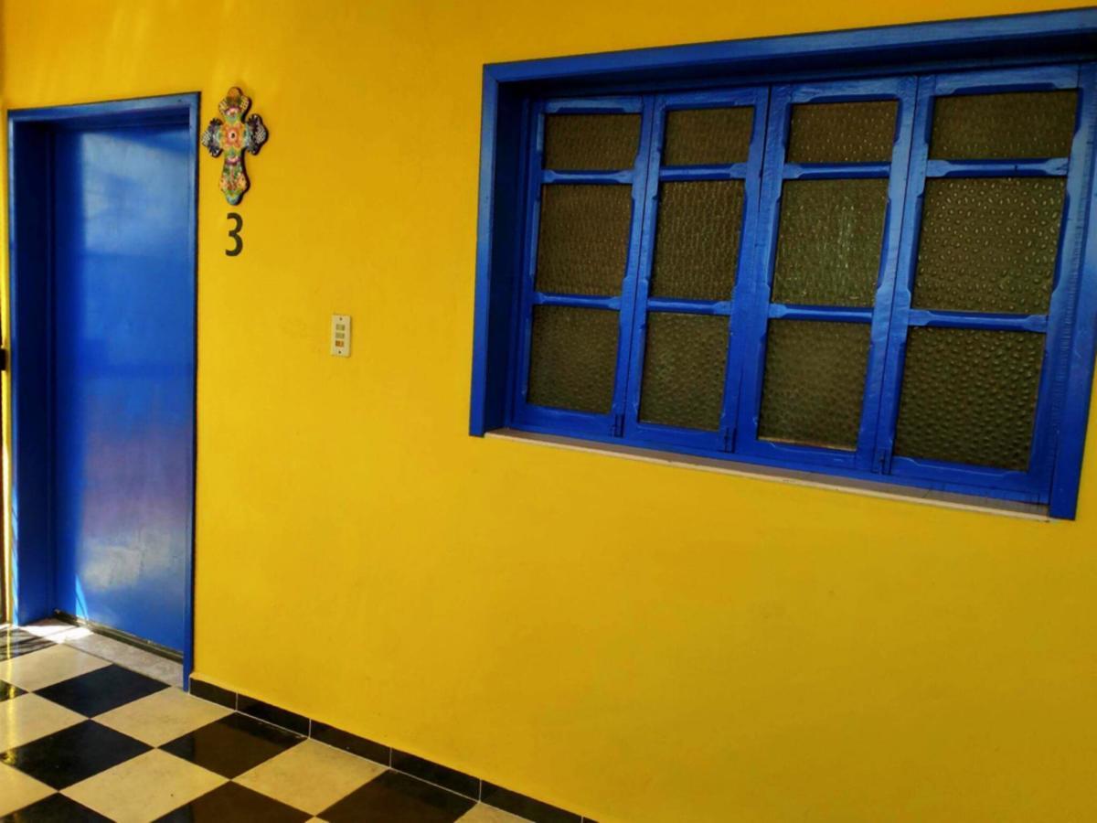 Hostal Las Cruces 巴利亚多利德 外观 照片