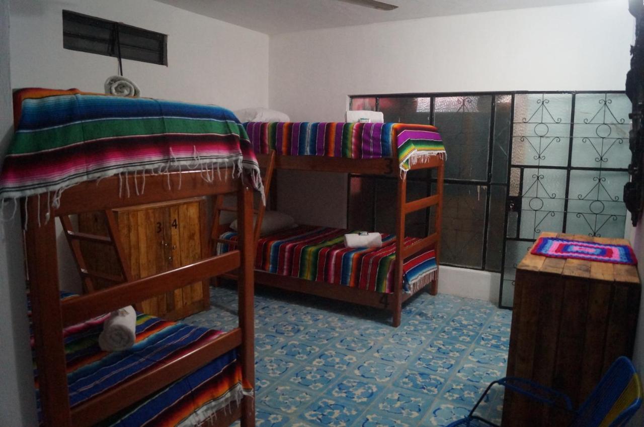 Hostal Las Cruces 巴利亚多利德 外观 照片