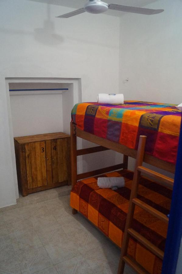 Hostal Las Cruces 巴利亚多利德 外观 照片